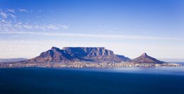 De tafelberg in Zuid-Afrika, de ‘vlakke’ berg refereert aan een hoge rente die een lange periode gelijk zal blijven.